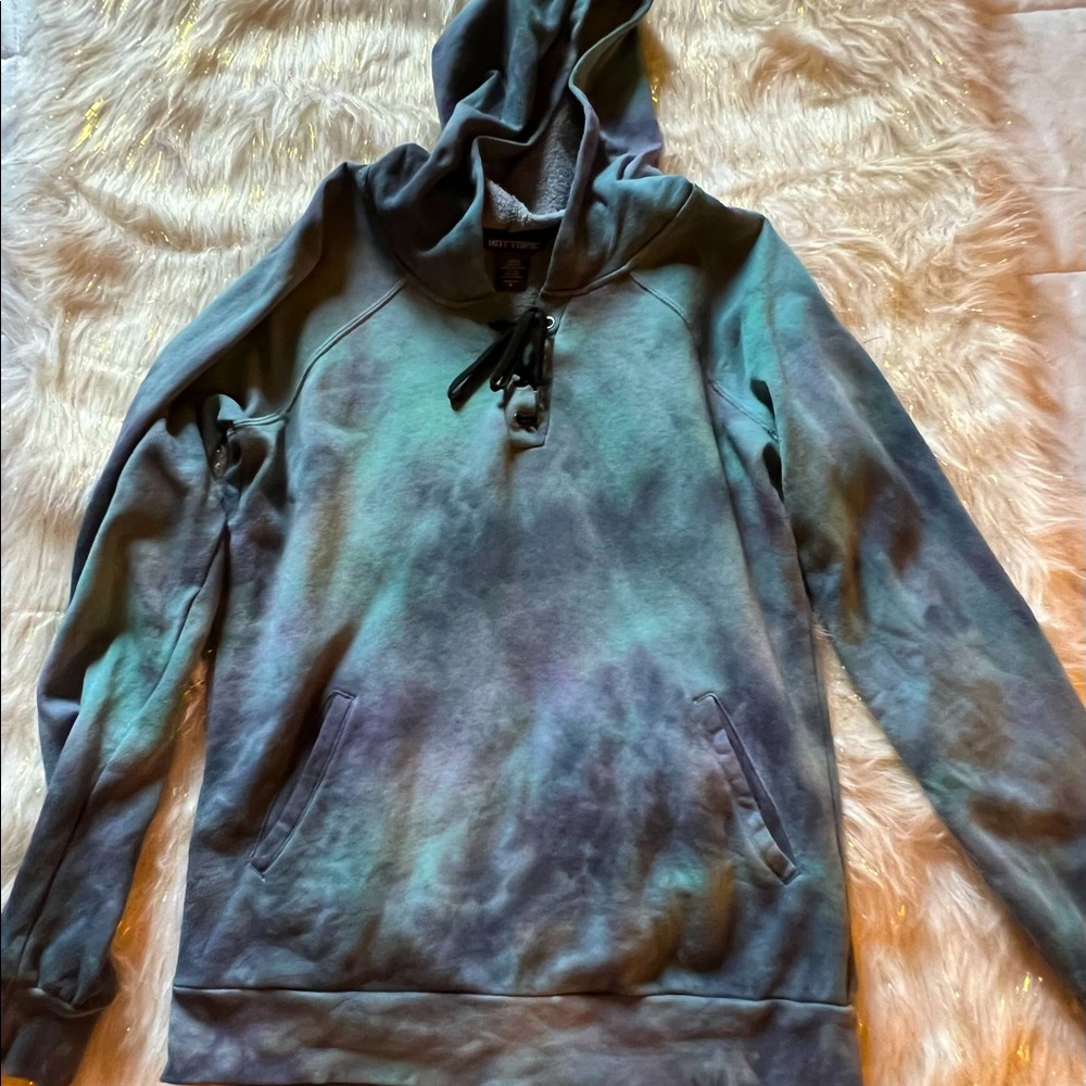 Hot Topic Size M Tye Dye Hoodie